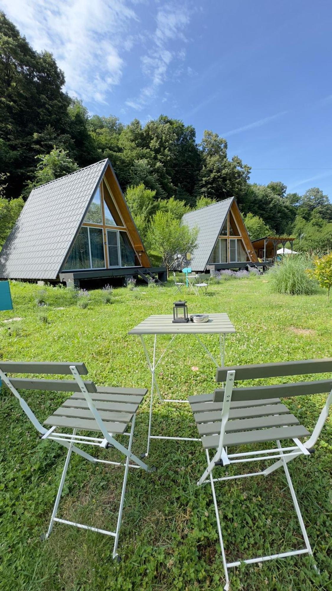Cabane A-Frame Svinita Exteriör bild